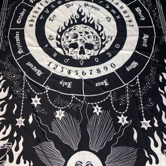 Killstar pendulum tapestry - Picture 7 of 7